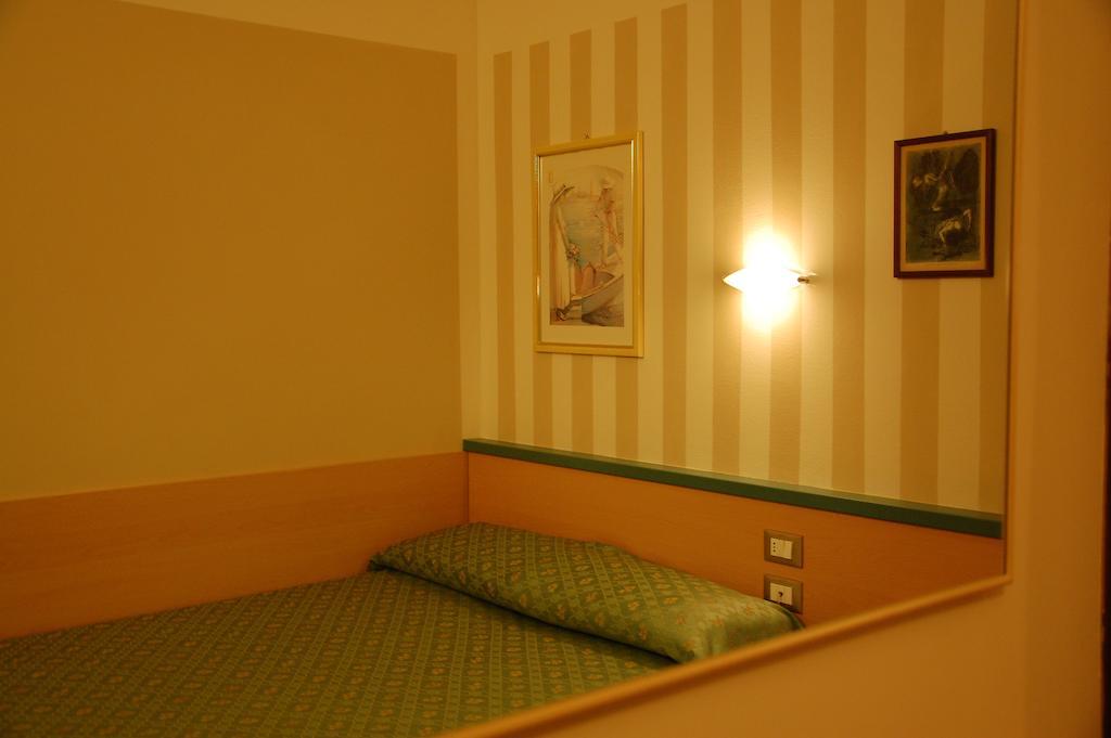 Hotel Belie San Martino di Lupari Δωμάτιο φωτογραφία